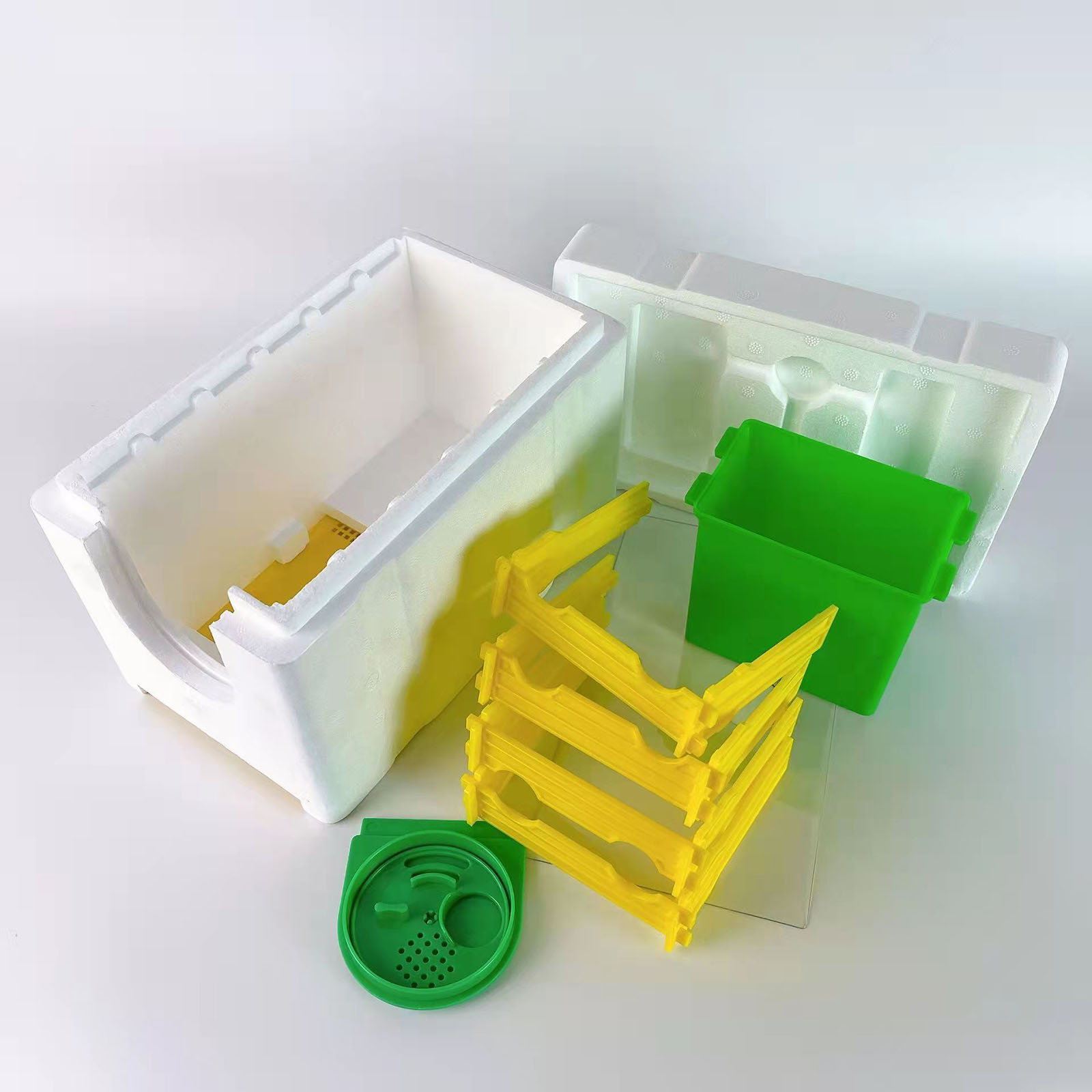 Kit d'élevage de reine d'apicu - Essential Gardening Tools avis et prix
